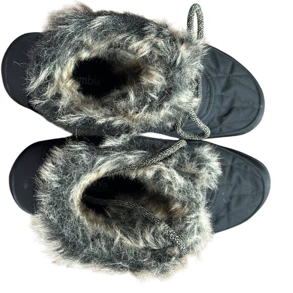 Columbia Black Lace Up Boots with Fur Trim - Picture 12 of 12